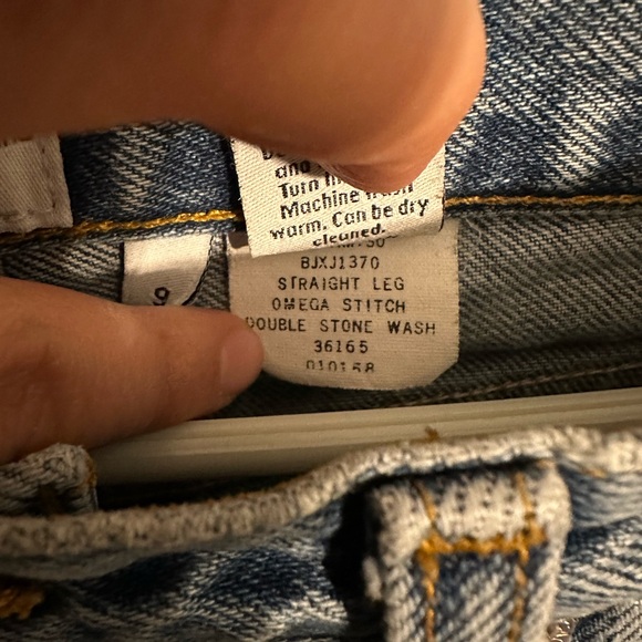 Vintage Calvin Klein Jeans Women's Straight Leg in Blue - Picture 7 of 7